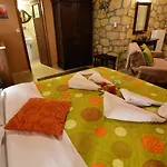 Xenios Zeys 4*